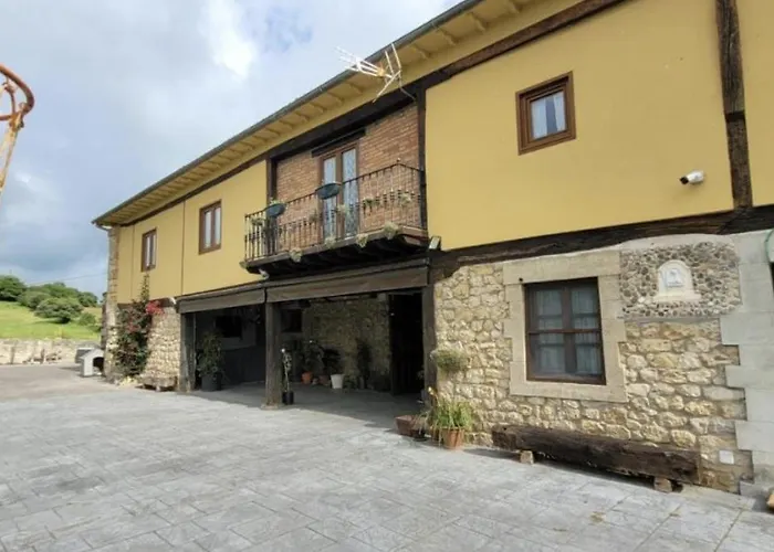 펜션 Caserio El Ajo *